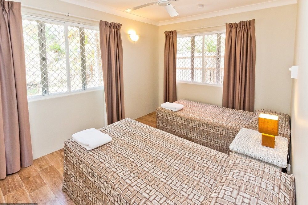 Silver Sands Apartments Χέρβεϊ Μπέι Εξωτερικό φωτογραφία
